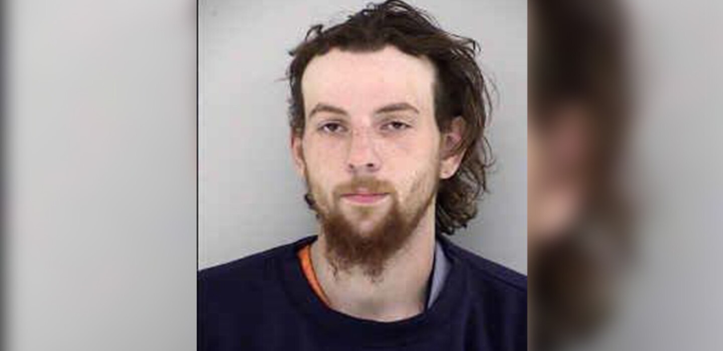 Northern Minnesota jail investigating how inmate escaped before manhunt